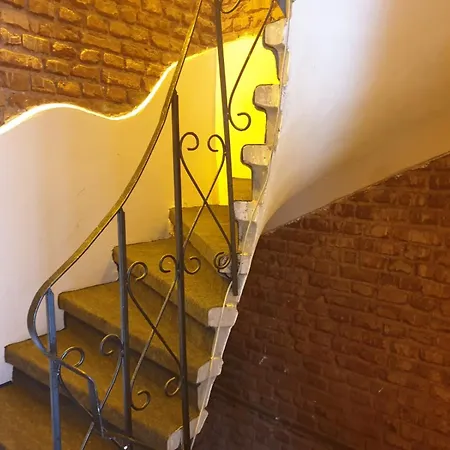 Cozy Flat 2 Min To Istiklal St, Second Floor Apartmán *